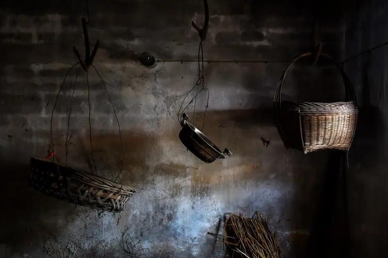 不带穷字，如何表达没钱了家徒四壁，身无分文