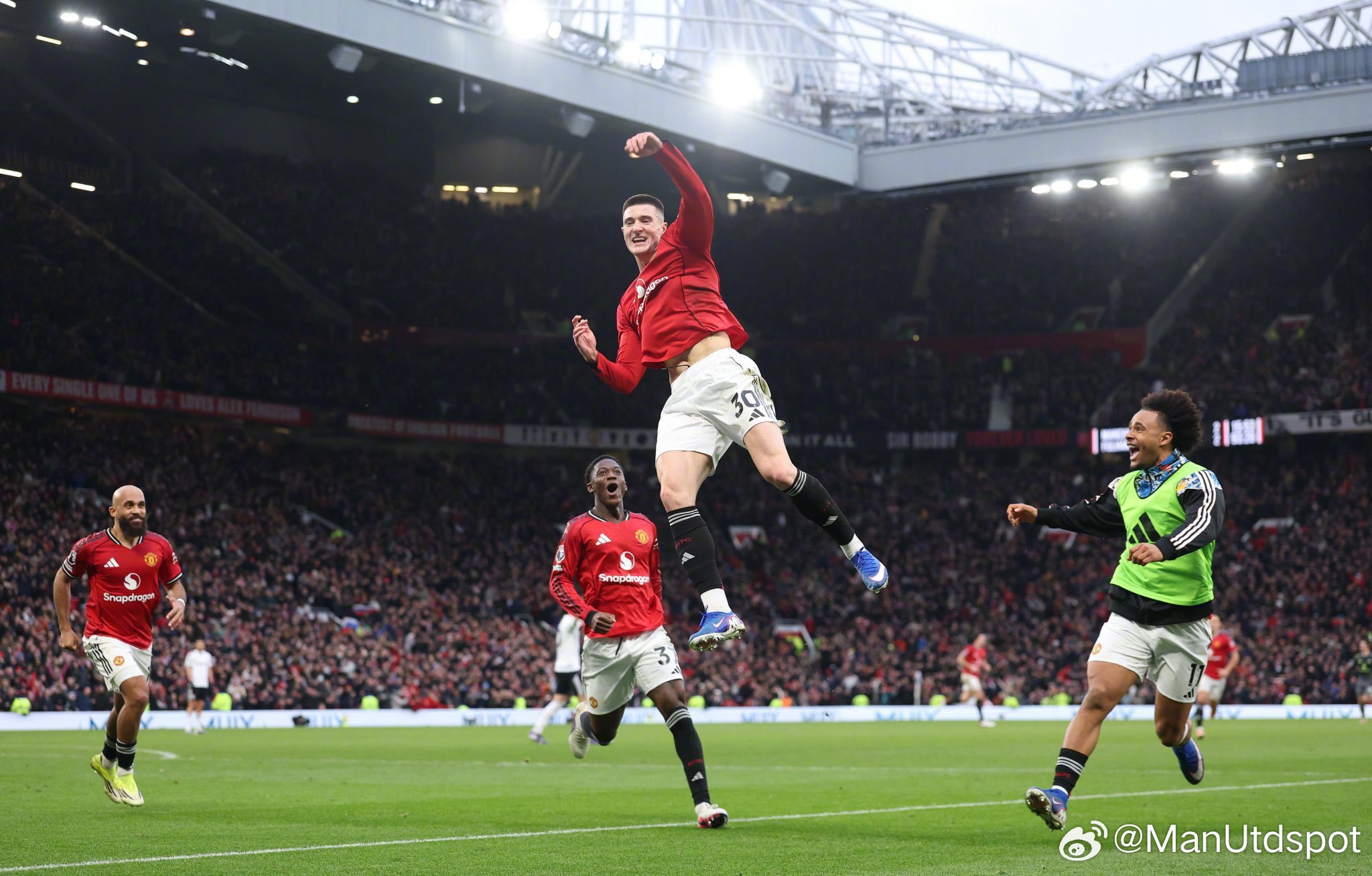 3分到手。job doneManUtdspot曼联vs维拉曼联