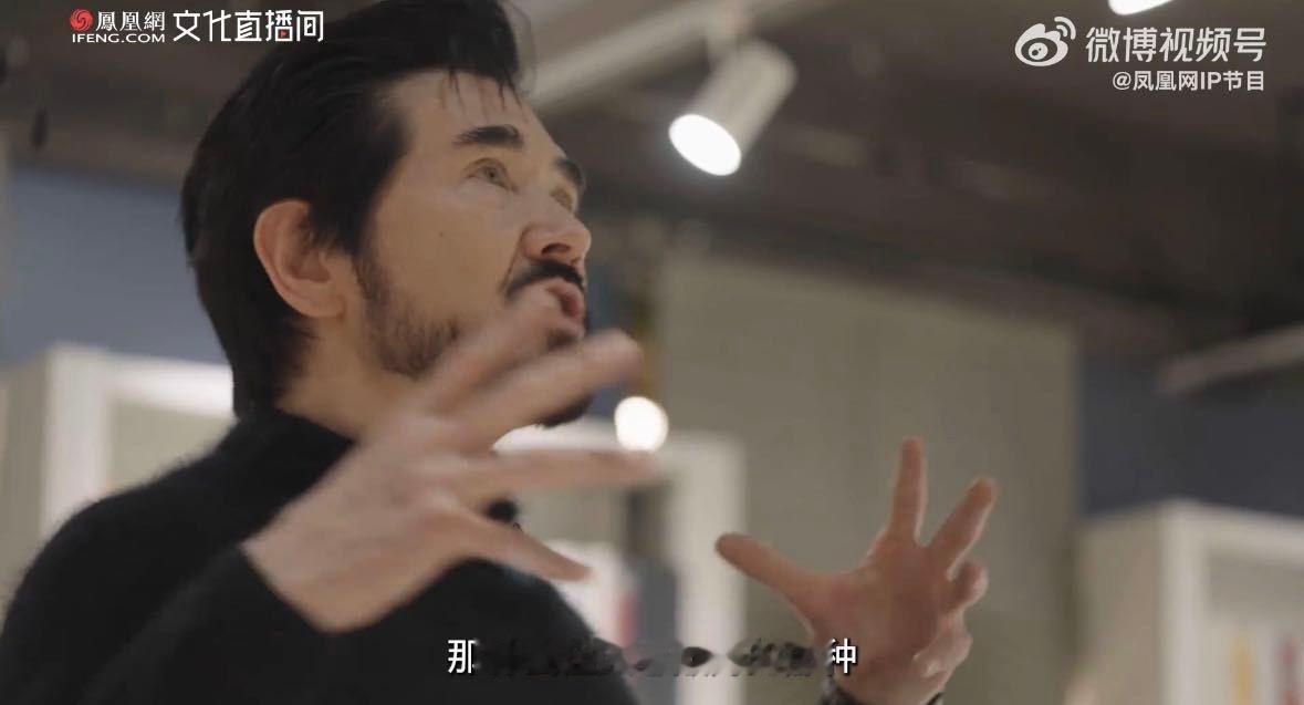 费翔谈在封神拍摄期间的遗憾  身处封神拍摄的费翔，为事业拼搏时，留下未能陪母亲的