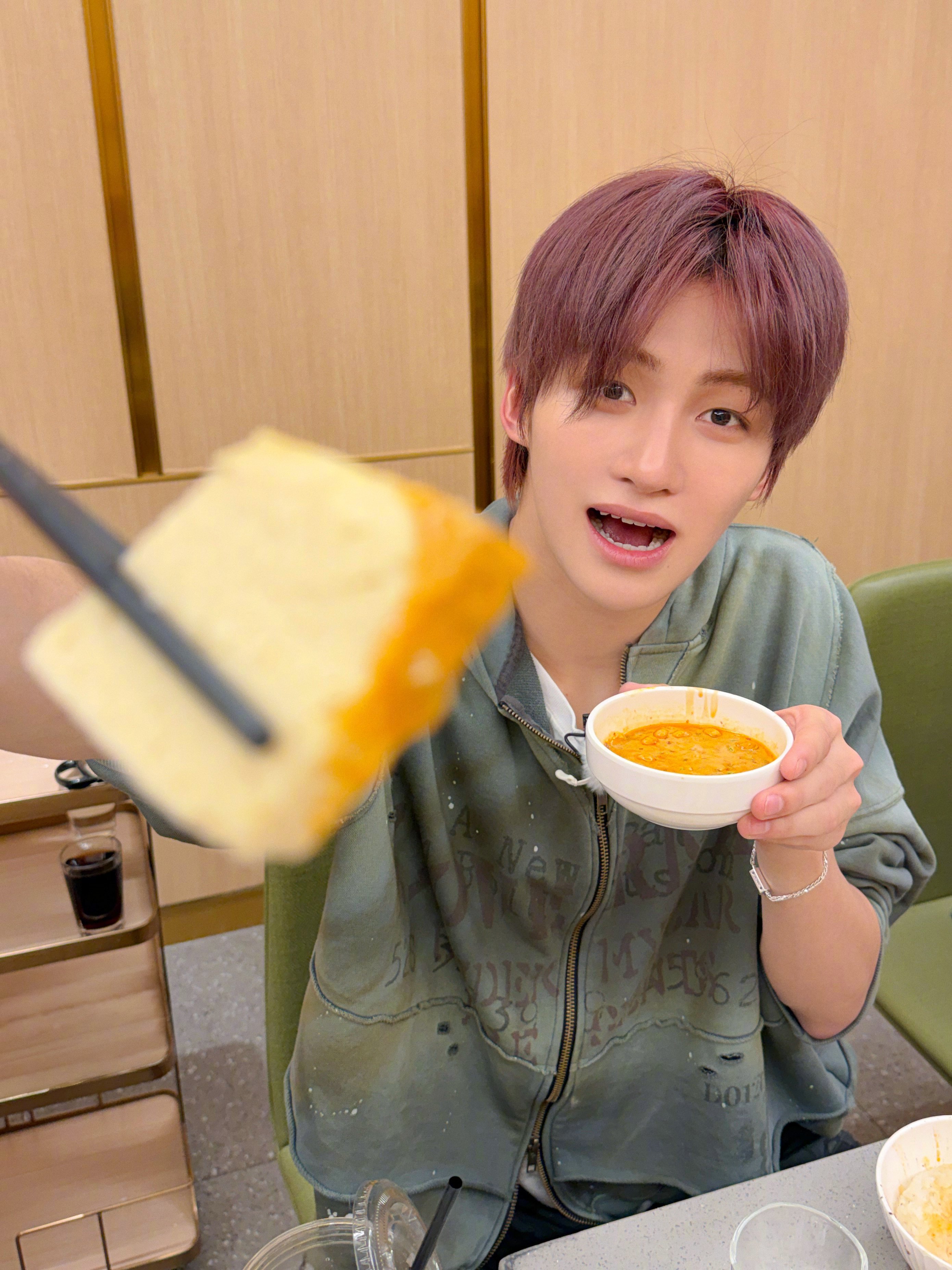 【Twi】TWS全员海底捞photo time~TWS