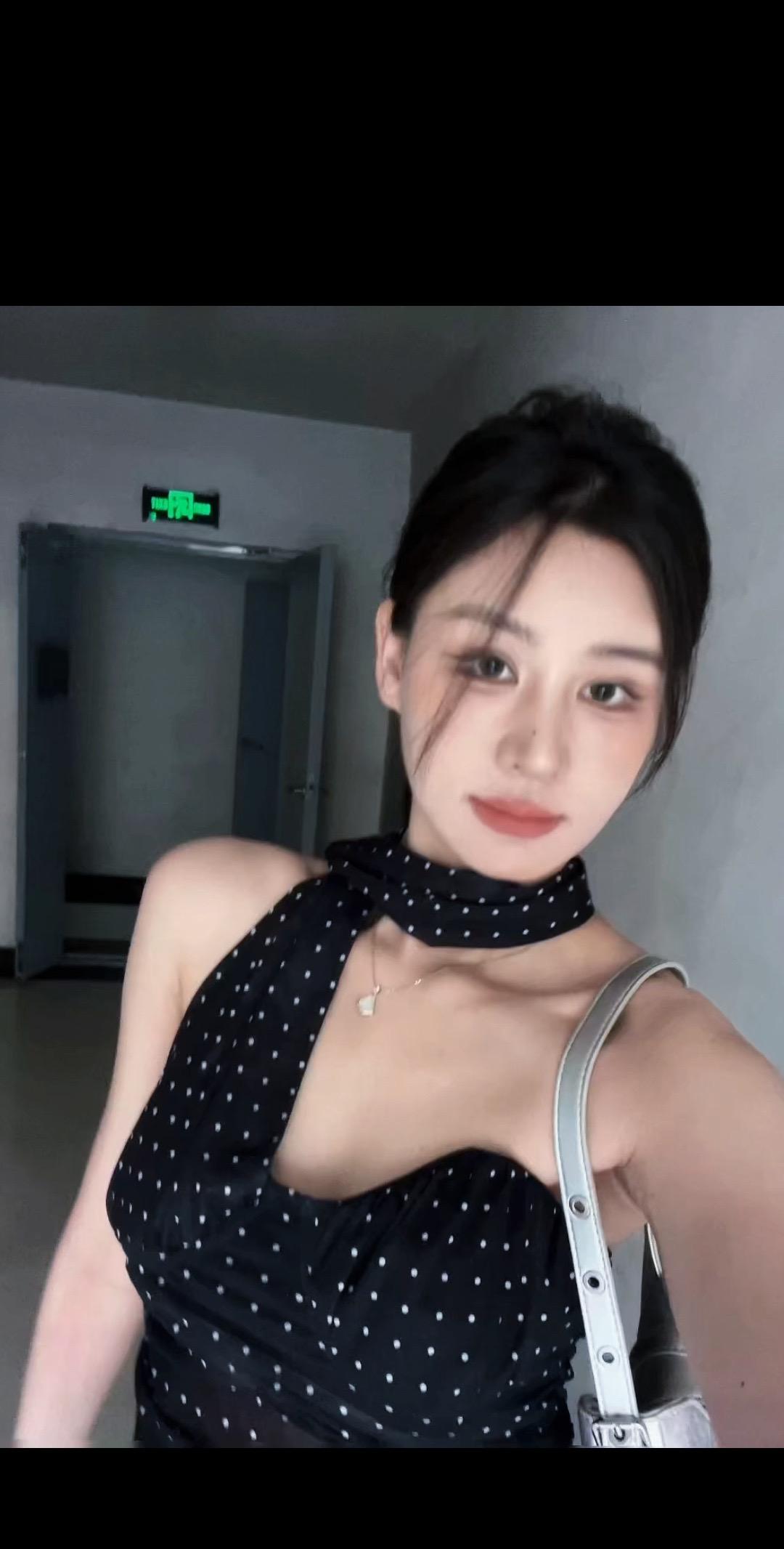 又是那些对的错的 困了 我先睡了