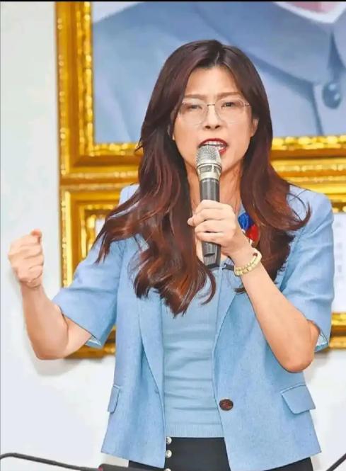 重磅！中国国民党正式官宣：郑丽文6月1日率团访美，14人精英团队随行，有备而来。