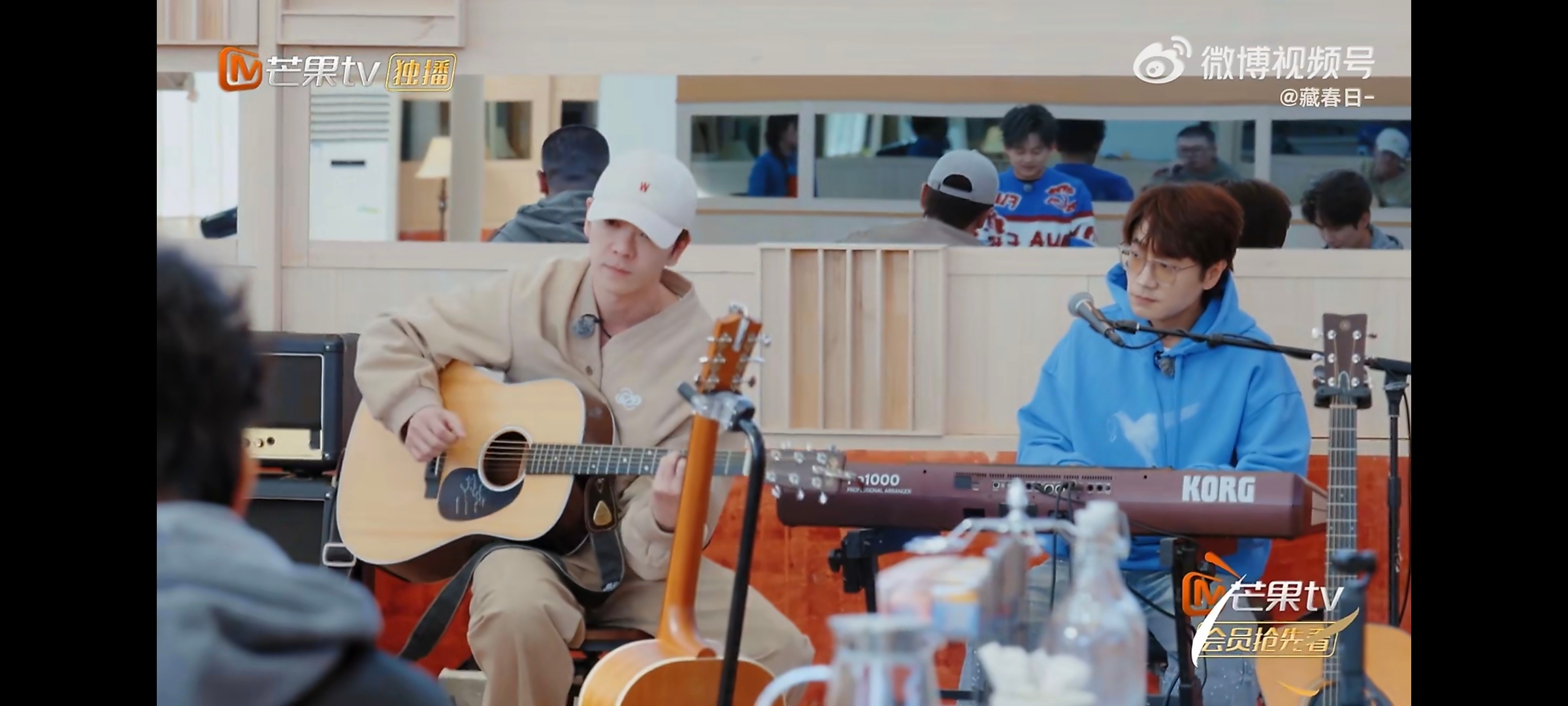 群像的魅力在再就业和喜人之间绽放2026最戳人的群像舞台！王铮亮主动帮忙、王栎鑫