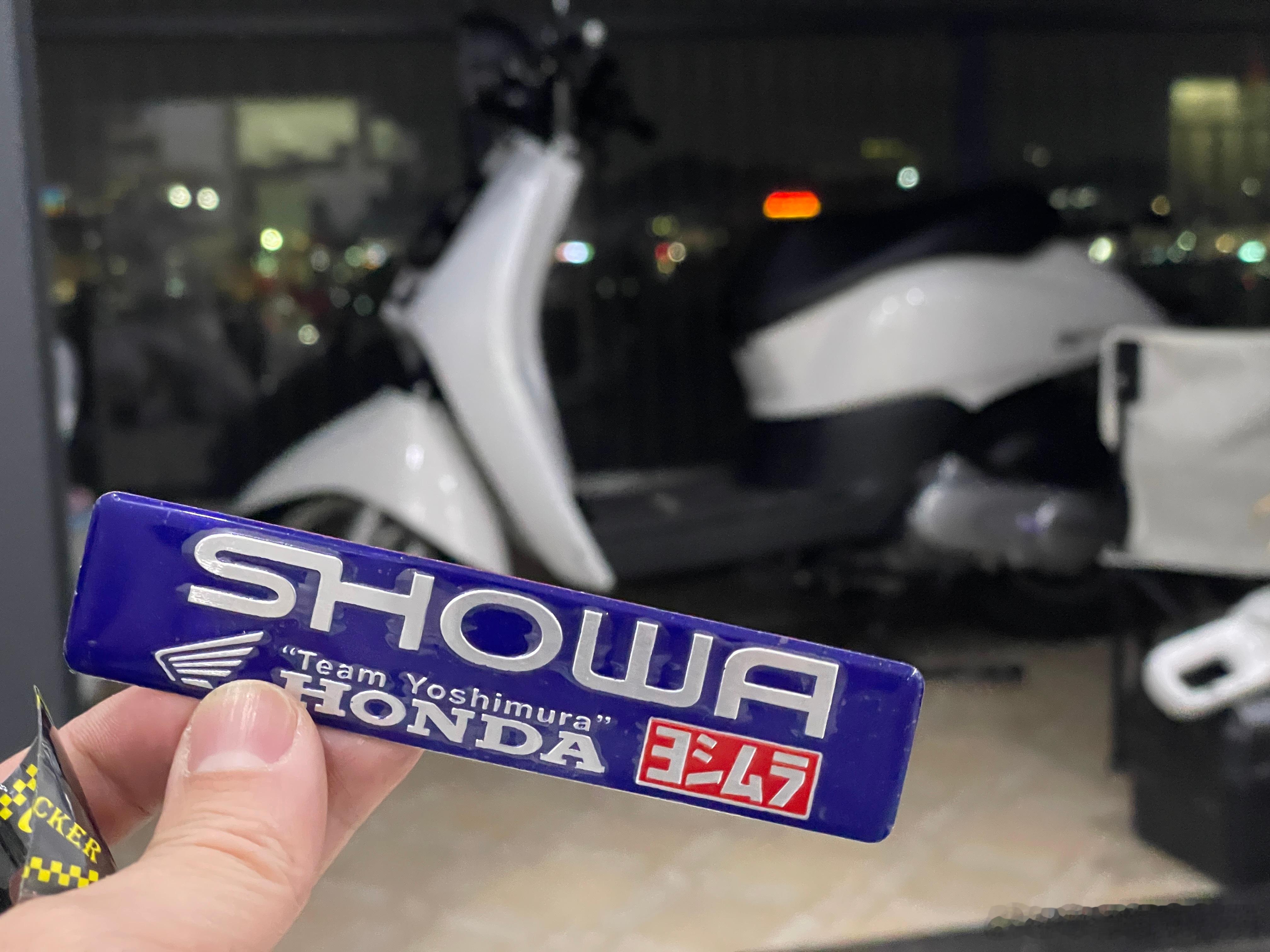 经过1周的整备与改装，这台today终于用上了液压减震。 