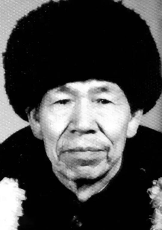 1938年，我军优待战俘，两个日军竟开始挑衅。突然，一战士和日军起争执，结果被处