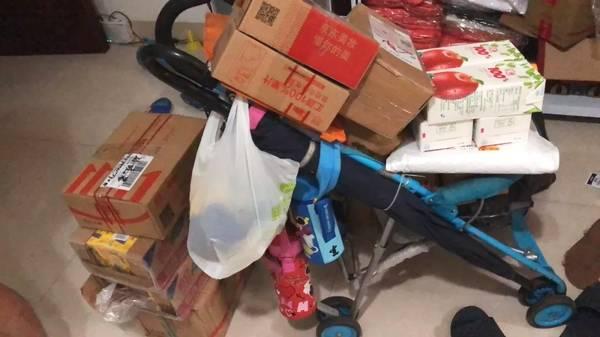 网购快递两件扯皮事——您处理得特别明白、大气、讲理，一点不较真、但事事拎得清👍