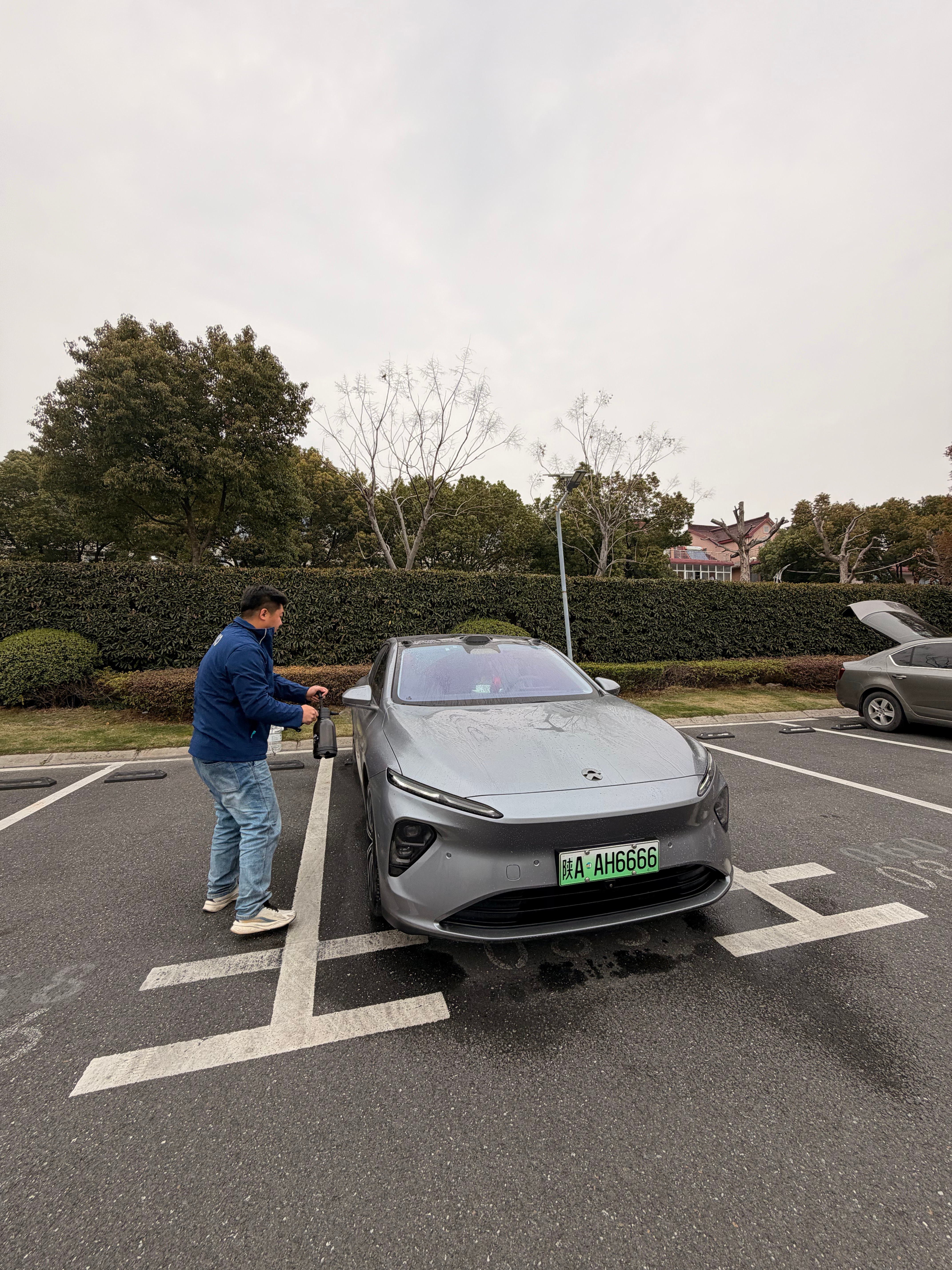 体验一下100分钟的上门洗车蔚来服务 上海·上海文化影视科技产业集聚区