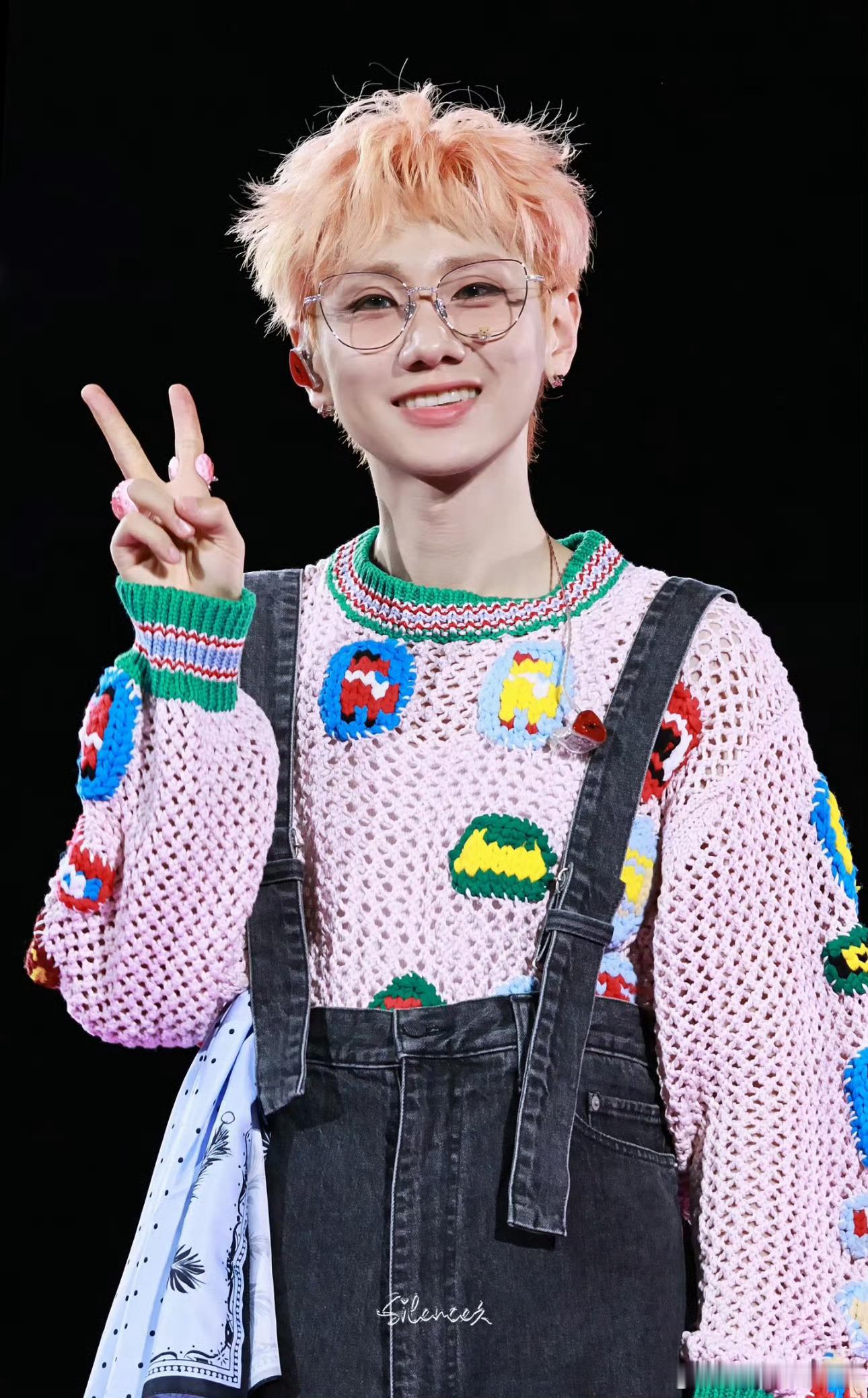 汪苏泷净干让大家开眼的事儿 汪苏泷妥妥创意之神！演唱会设定集+XR互动电影，把罗