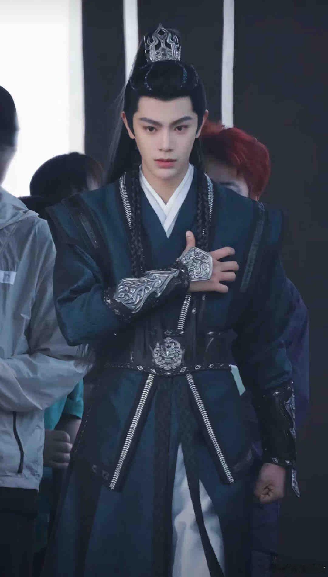 丁禹兮山河枕 dyx丁禹兮卫韫 “我比谁都清楚不会有结局 可沉迷其中的是我”​​