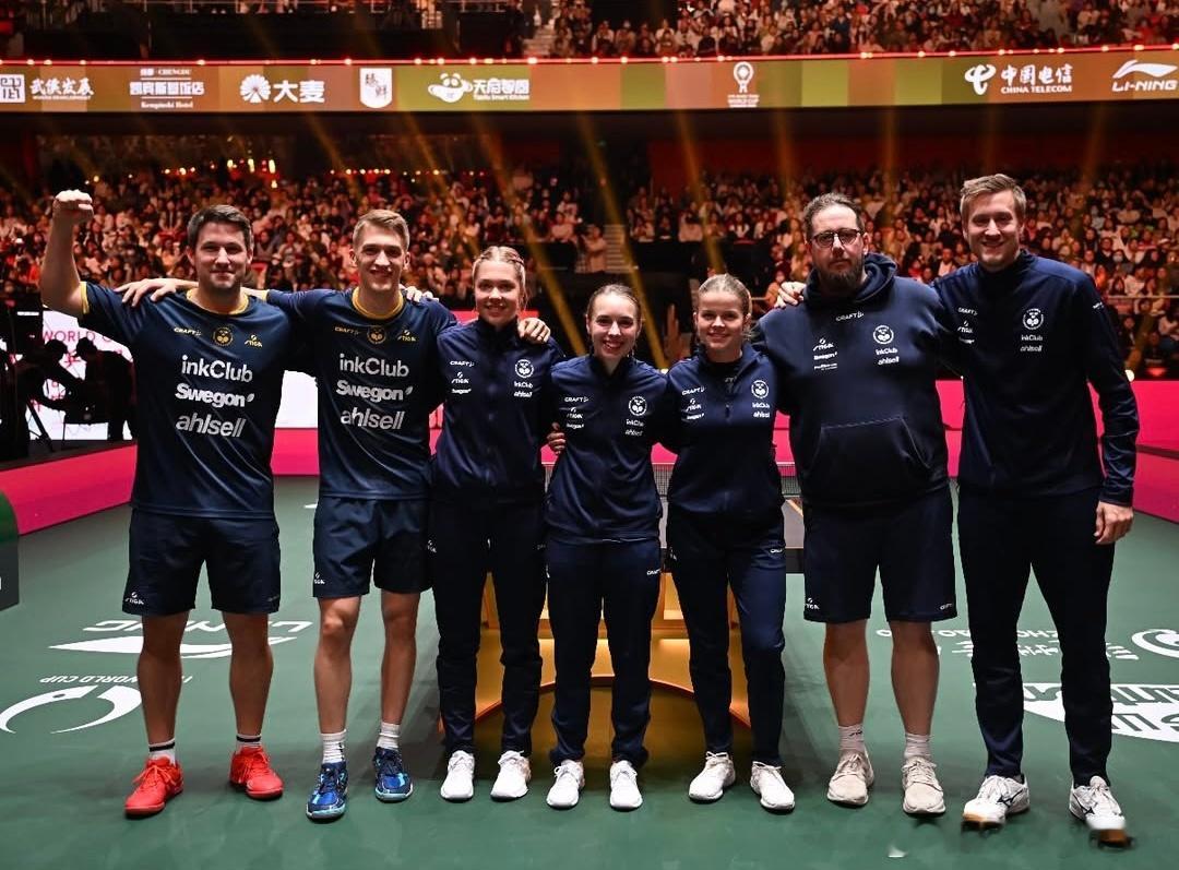 2025成都混合团体世界杯 🇸🇪瑞典队赛后合影📸️ 