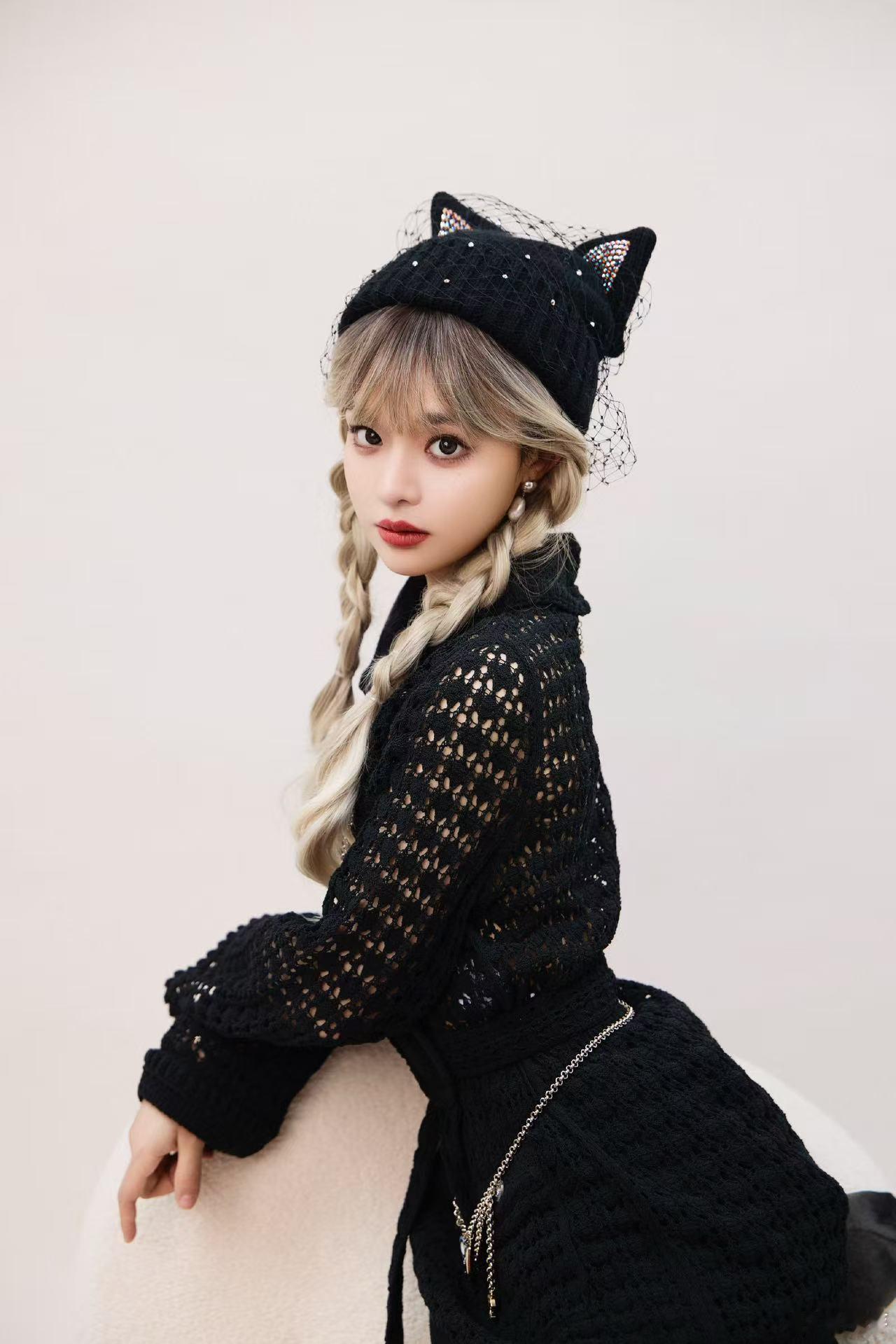 黄霄雲我没有做妆发 没有妆发的黄霄雲，反而让我们看到了最真实的歌手模样。在《声生