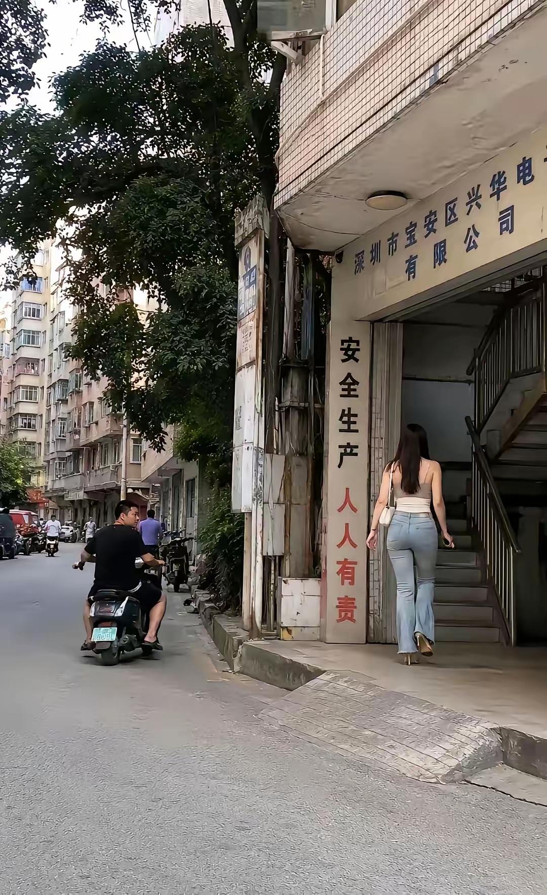 什么公司开到这种地方，一看这公司实力就不怎么样。