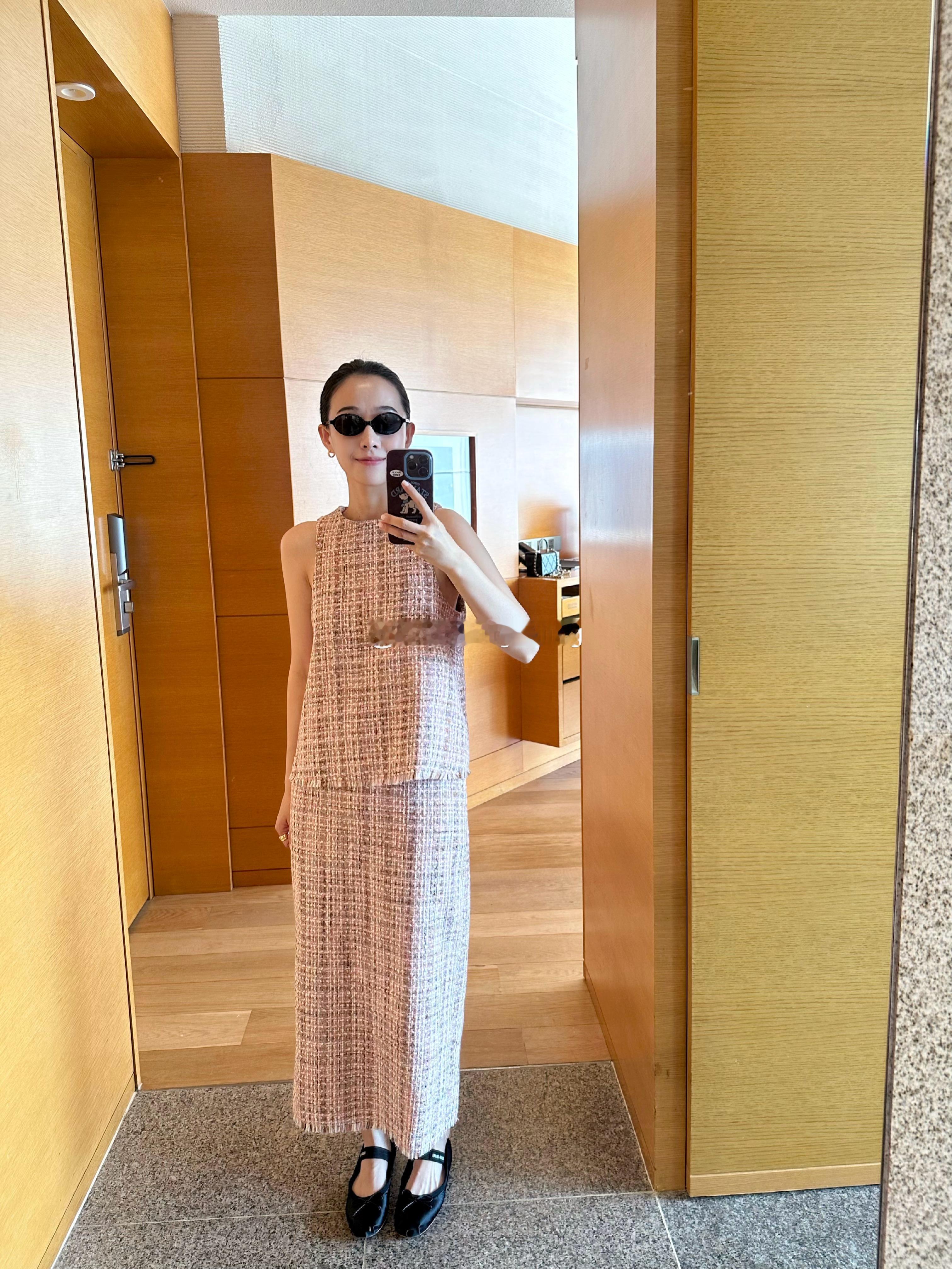 假期快乐朋友们 🦒（一些乱穿对镜拍 夹杂一张彩蛋✨） ​​​