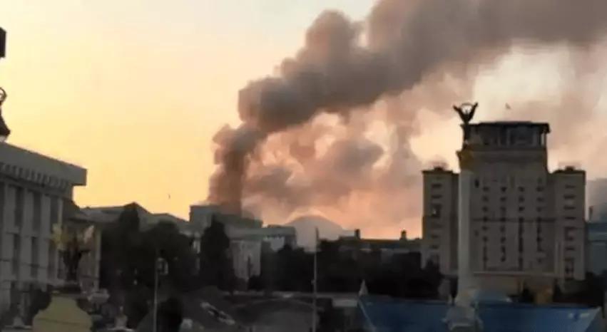 俄罗斯1月9日，再次使用高超音速中程导弹“榛树”打击乌克兰目标，震慑欧洲。欧洲在