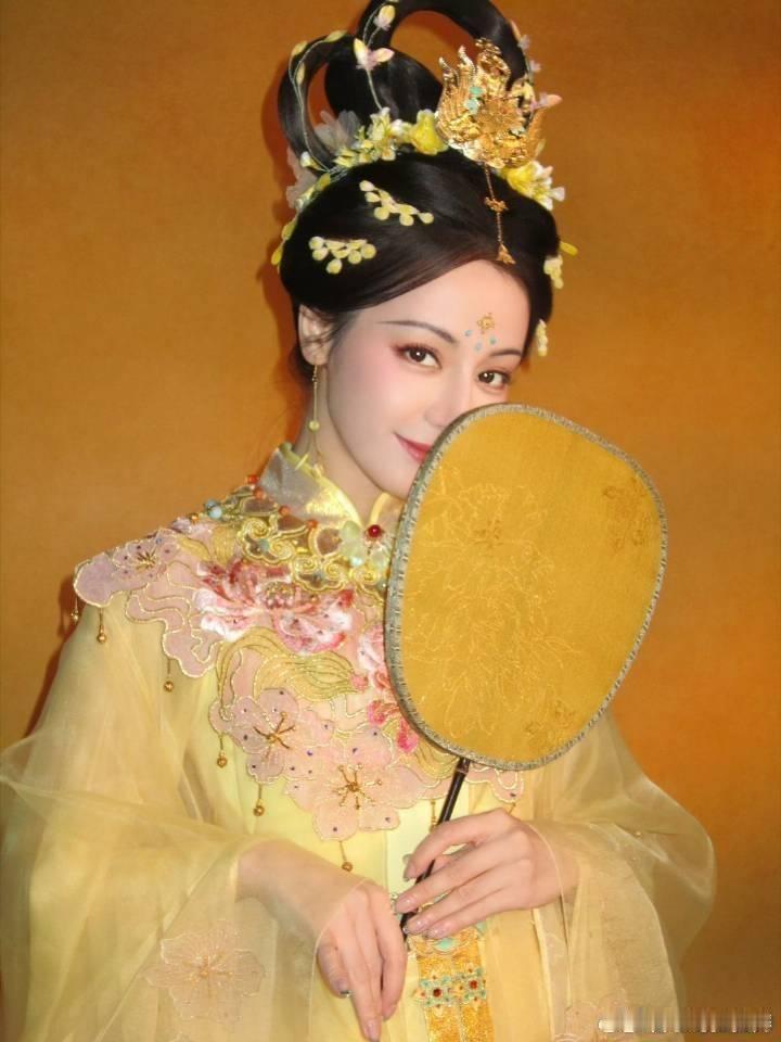 迪丽热巴是嫦娥仙子阿 ​​​