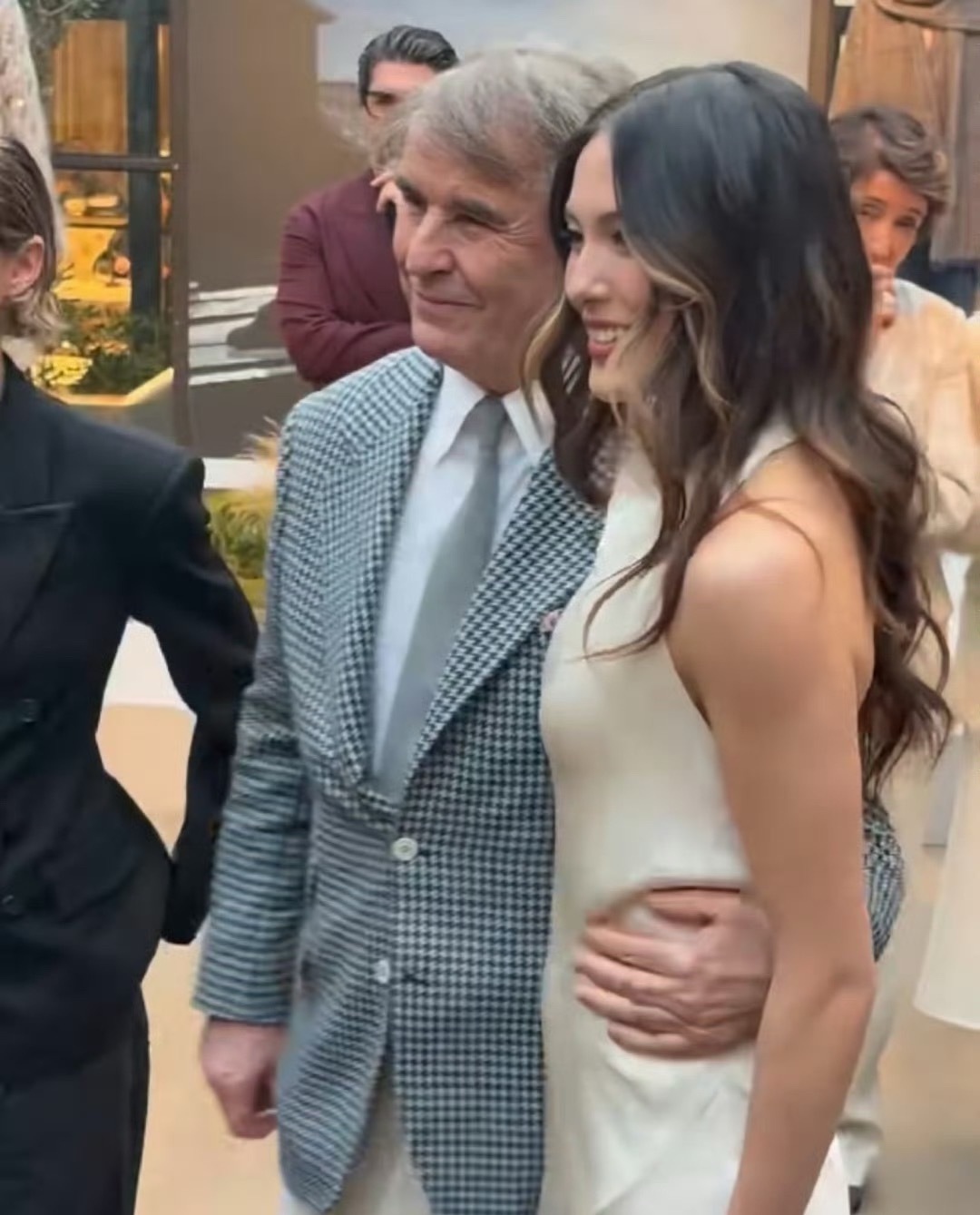 谷爱凌再次闪耀米兰时装周上得厅堂下的厨房…… 