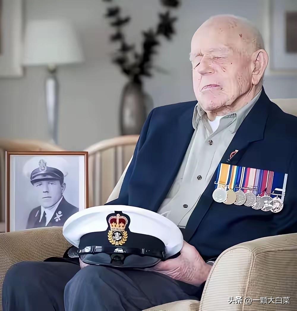 英国退役中将、帝国兴衰研究专家约翰·格卢布直言：美国即将迎来的建国250周年，不