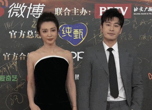 李冰冰和黄晓明最新照片，状态都很不错。
