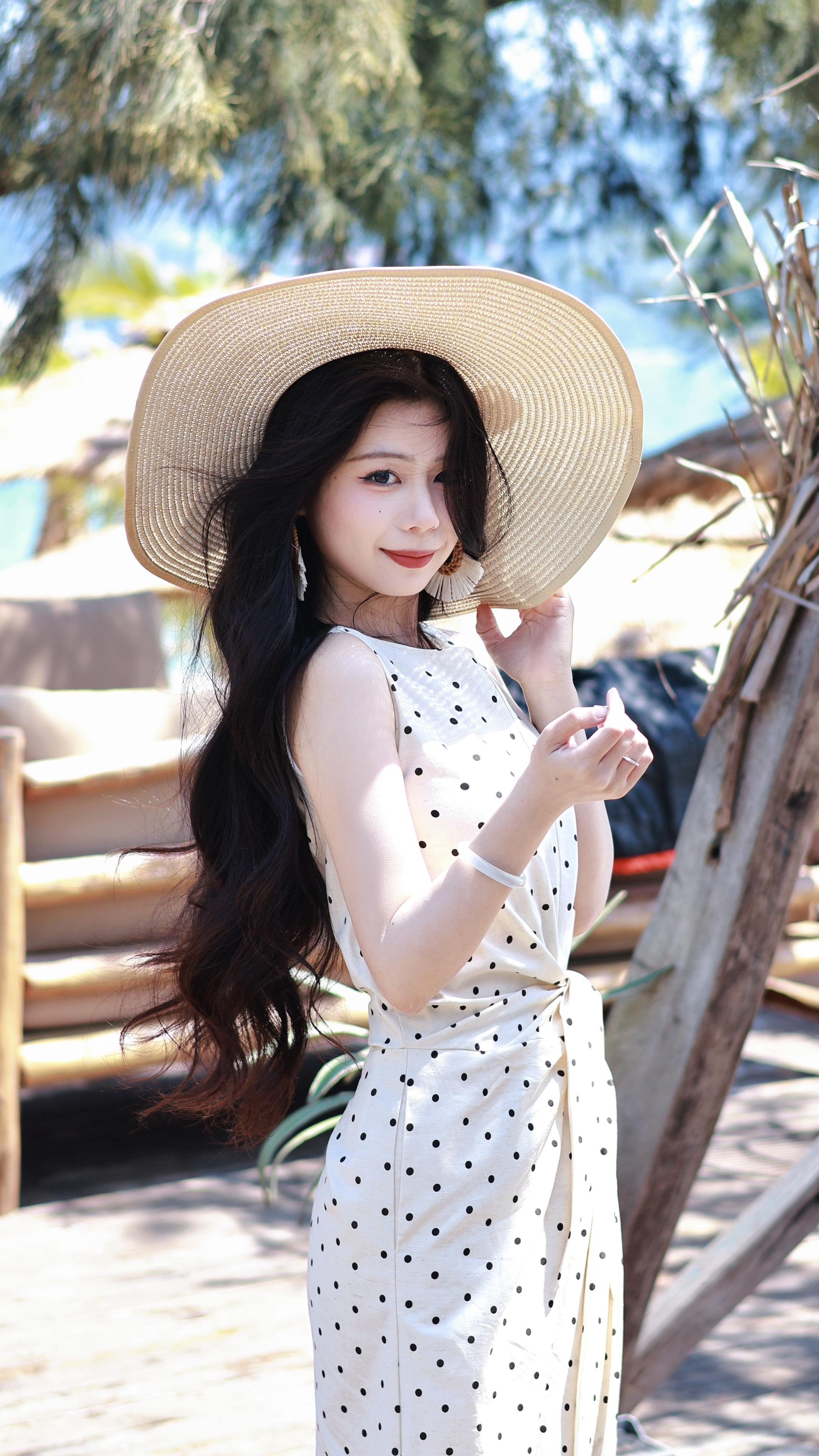 我大概是疯了 居然妄想 要在这个薄情的时代用真诚杀出一条路来