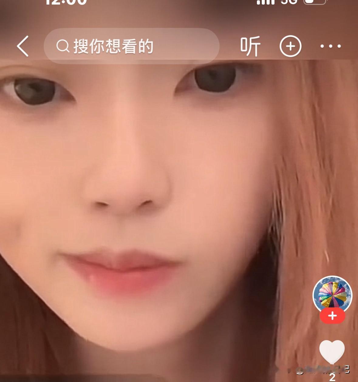 懒懒回应和王撕葱分手传闻，她暗示“自己还住在家里，没有住在酒店”，用主权法暗示，