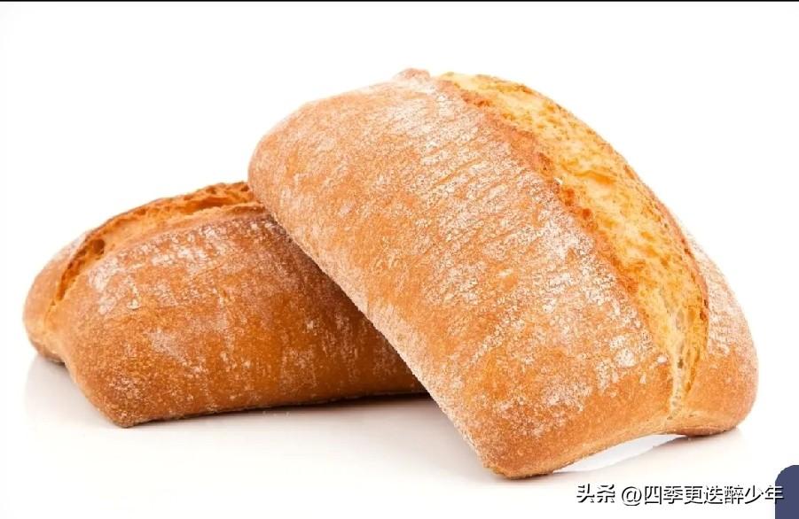 今天晚饭一反常态，吃快面包，喝碗豆浆，感觉挺好的，没有什么不适。可一觉醒来，不对