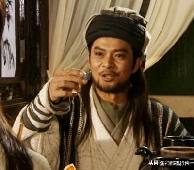 金庸小说里，丐帮是个神奇的存在。这个帮派在金庸的小说里经常出现，但是越到后面越下