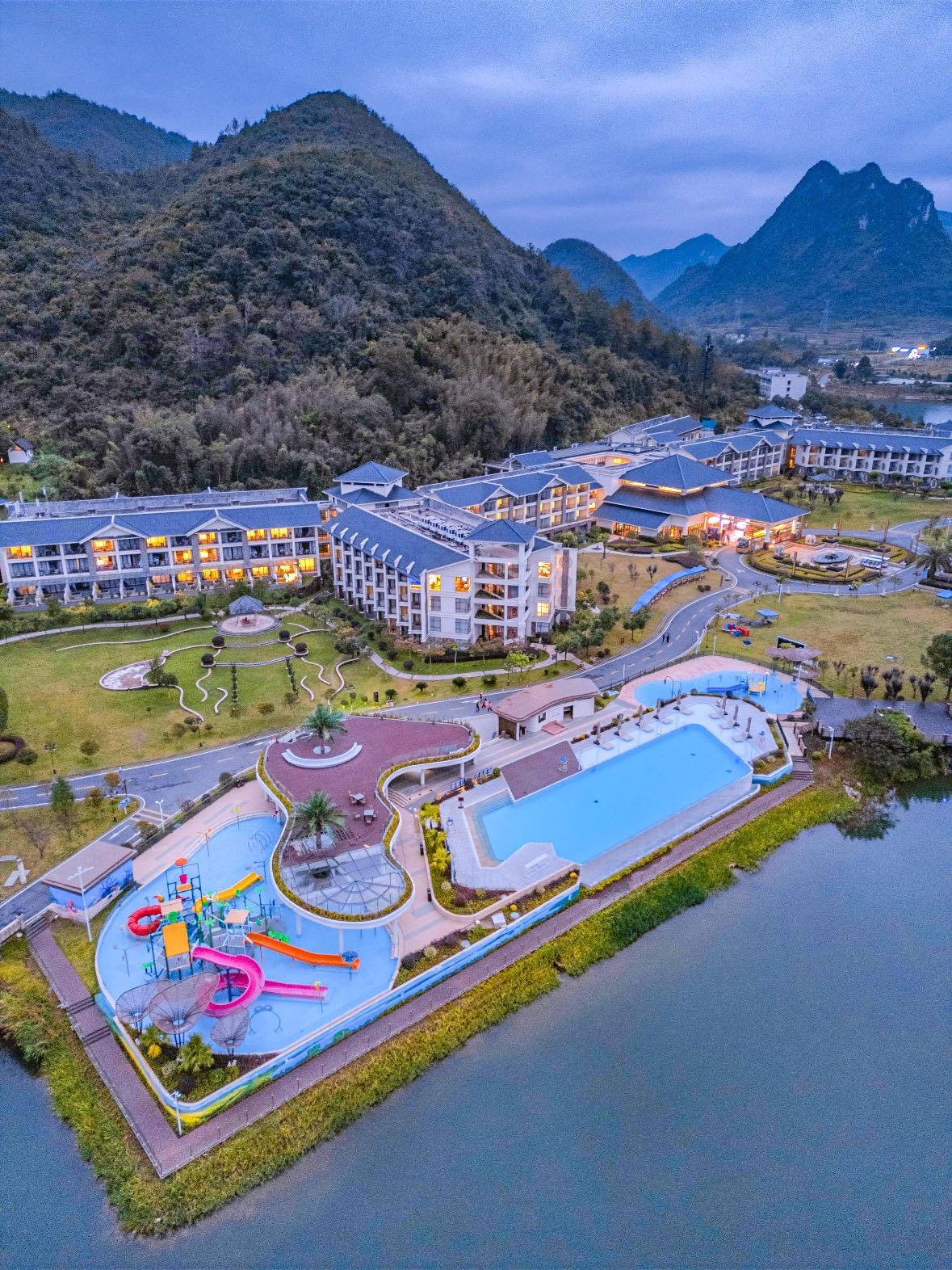 韶关乳源赏秋攻略🍂把东南亚度假搬进山水里
和闺蜜策划了好久的秋日出逃，最终锁定