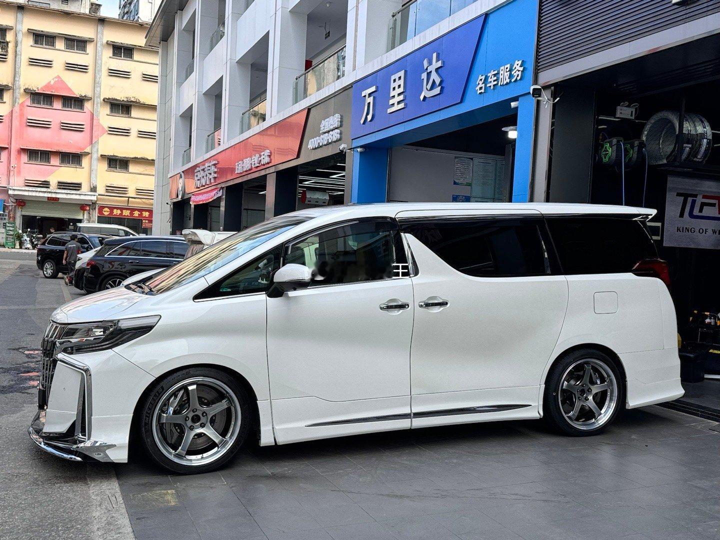 埃尔法 完工案例供参考 20寸 单片锻造 意大利科吉 