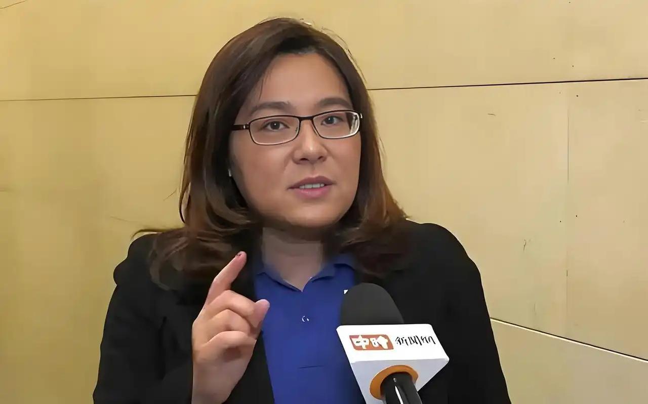 金门籍国民党“立委”陈玉珍给“台独”分子上课：她坦言，自己以前其实特别怕去厦门。
