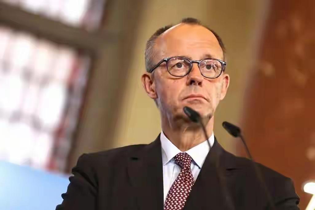 德国总理访华可以说是本月最重要的外交事件。德国作为欧洲的领头羊，其态度还是在欧盟