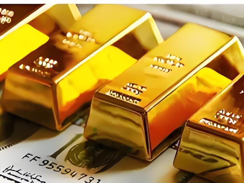 疯涨68%！金饰突破1367元/克，新人三金多掏4万，年内还会涨？
 
家人们快