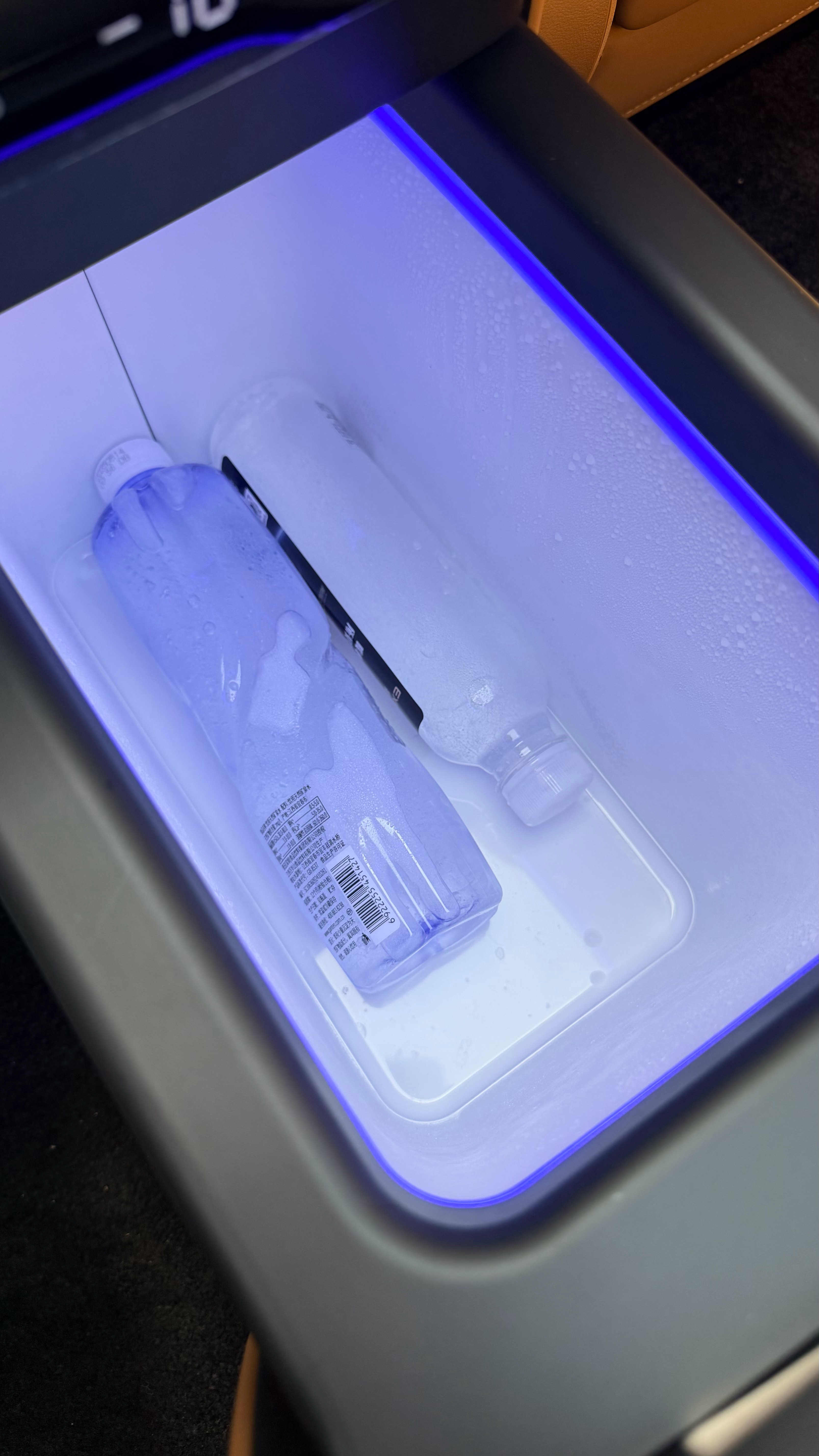 这是我见到最猛的车载冰箱了，最低能到零下18度，想要大冰坨子，满足你太卷了！这和