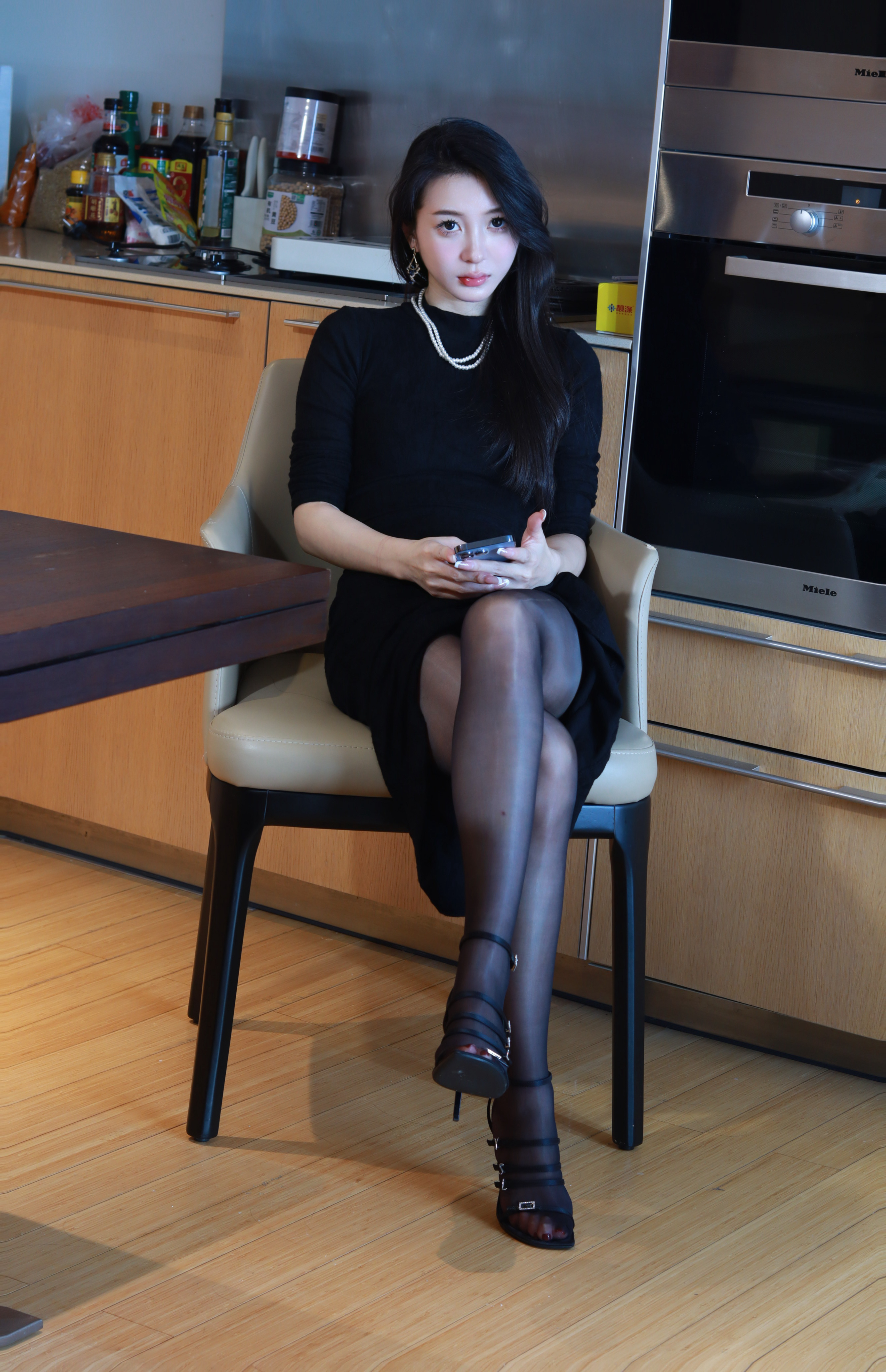 油亮黑绫LingTouch，绫吊带袜「琉光」8D无缝裆连裤袜 ​​​