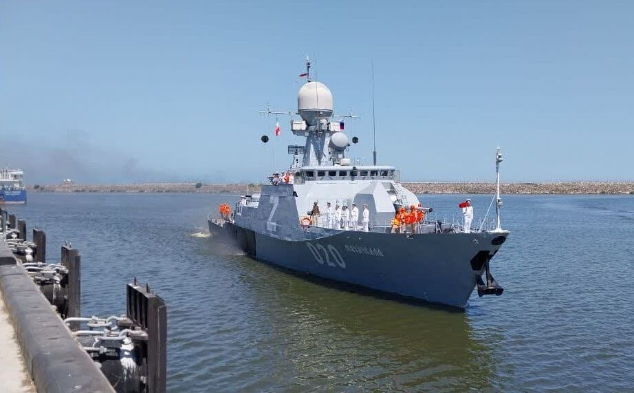 俄罗斯海军里海舰队21630导弹舰“马哈奇卡拉”号抵达伊朗本德尔港进行友好访问 