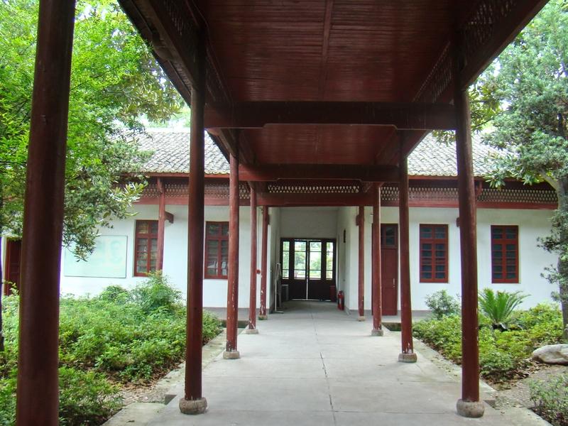 湘潭一离异女子网恋“军官”，被骗90万！警方提醒湘潭这起离异女子网恋“军官”被骗