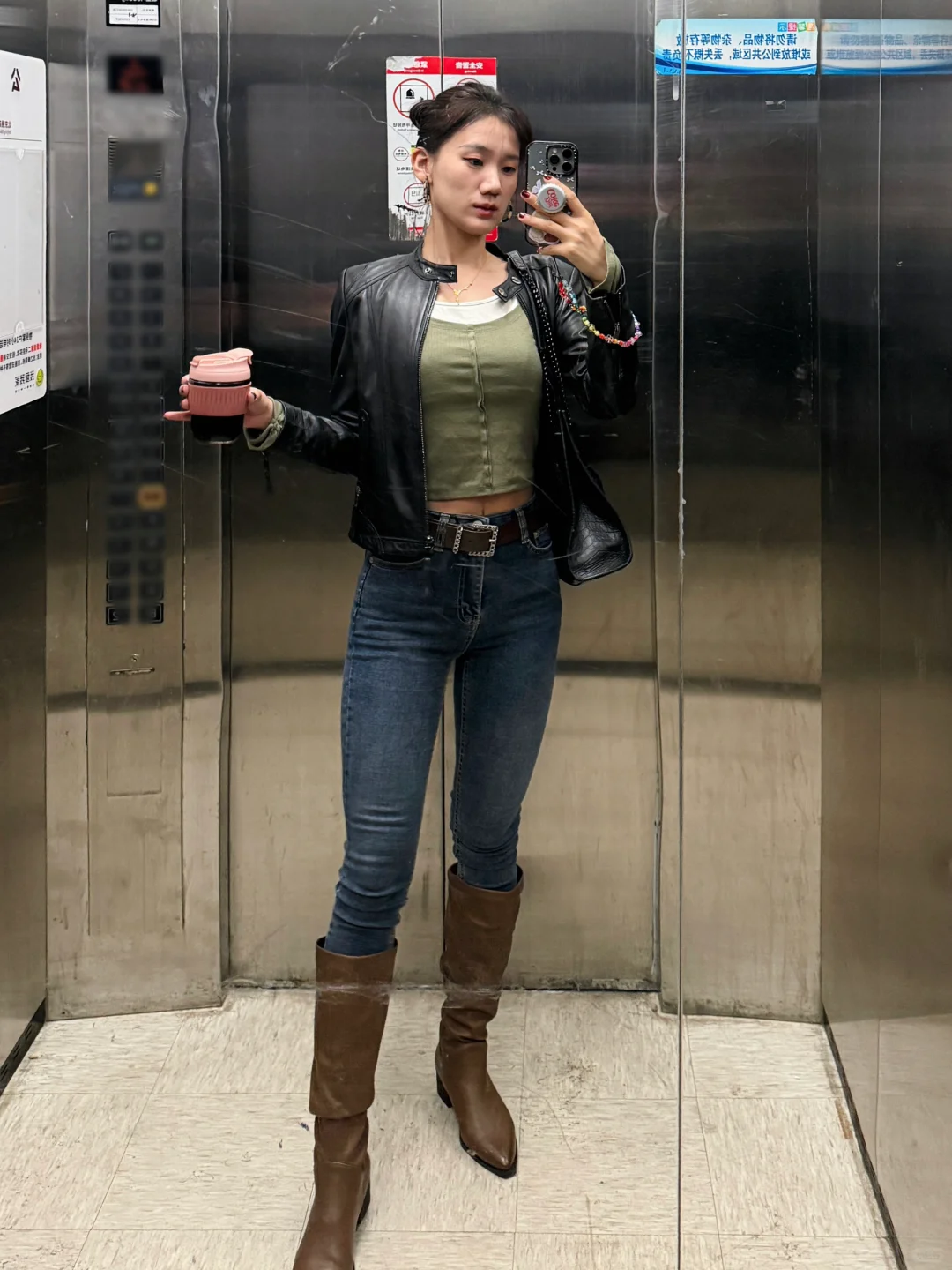 OOTD｜去上班的“臭脸”姐💼