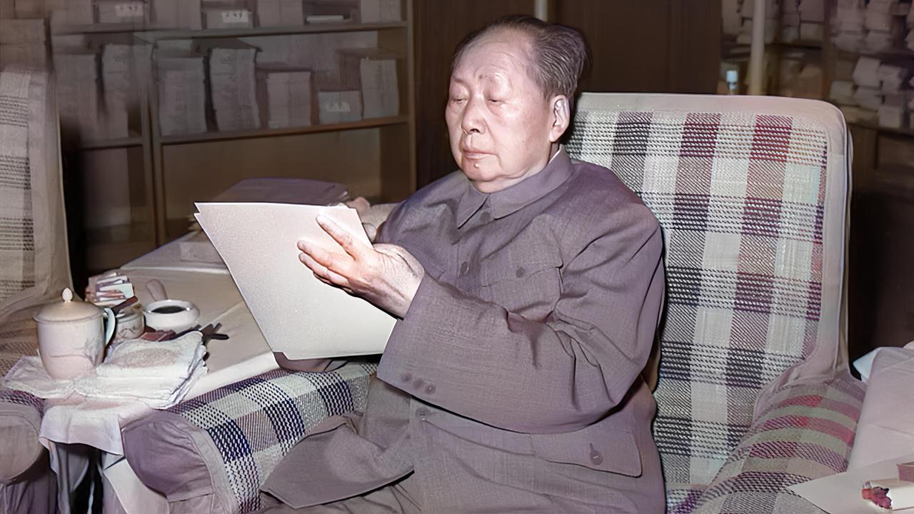 我听说，敬仰毛主席的人，内心都明净，人品都纯正。毛爷爷思想 中国最敬佩的人