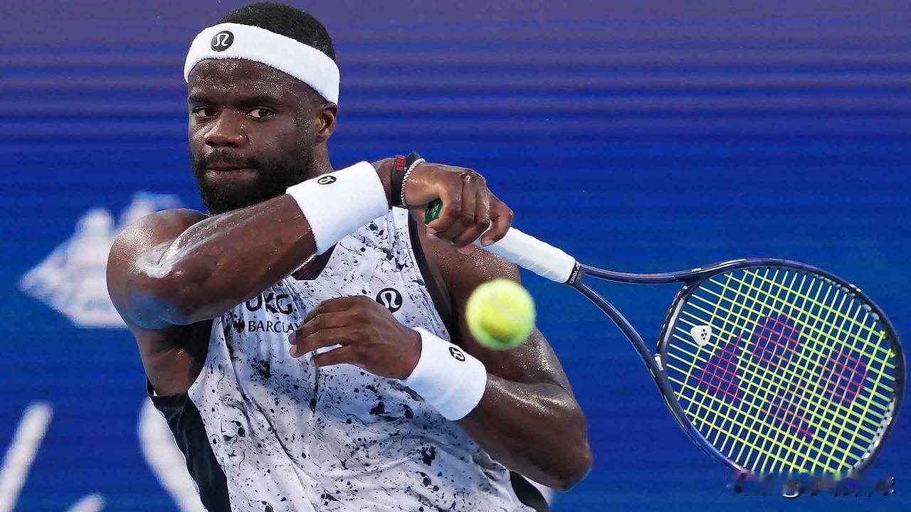 🎾🎾有惊无险！蒂亚福力克穆塞蒂挺进辛辛那提半决赛
北京时间8月21日，辛辛那