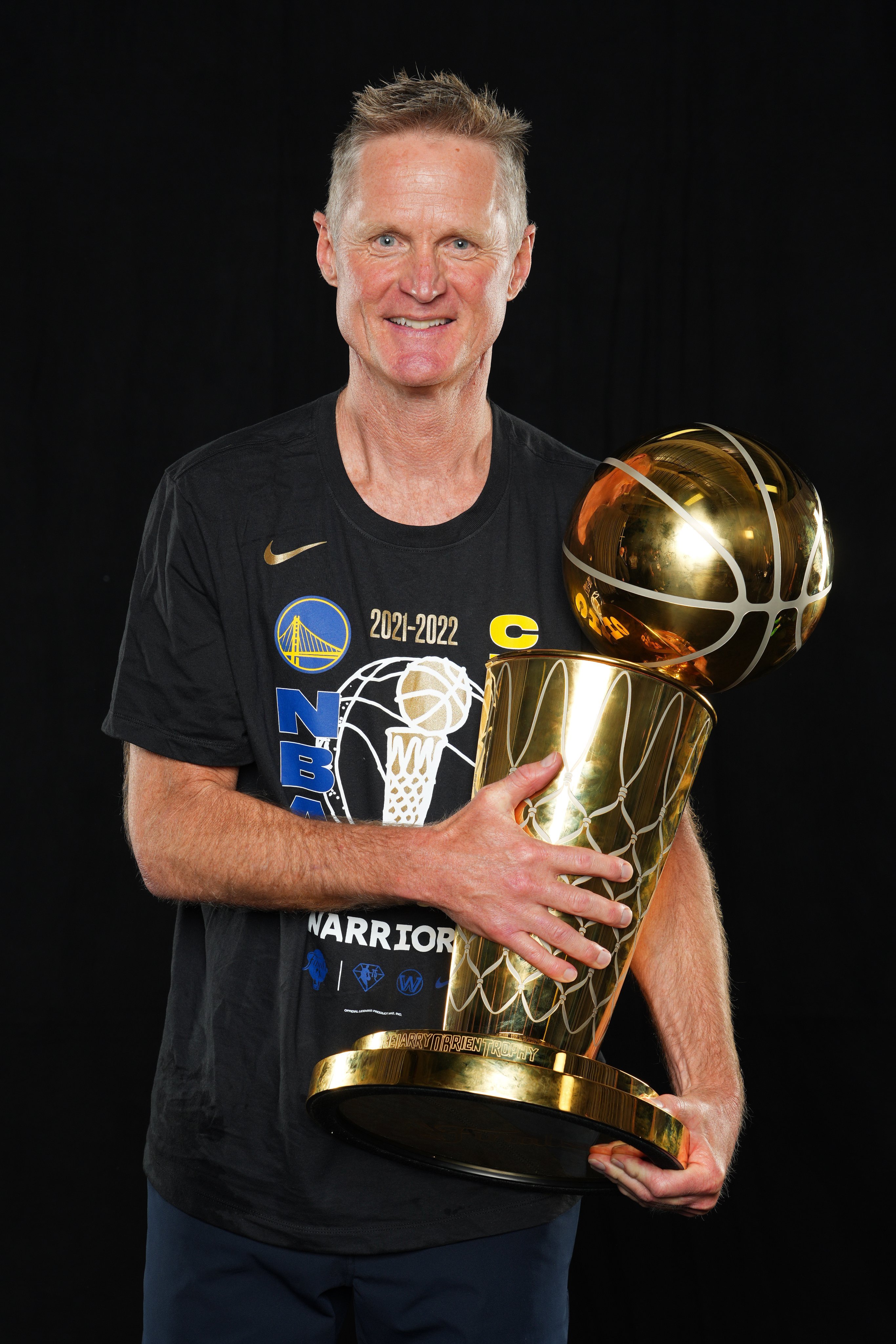 作为球员曾五次获得 NBA 总冠军。作为教练曾四次夺得 NBA 总冠军。史蒂夫·