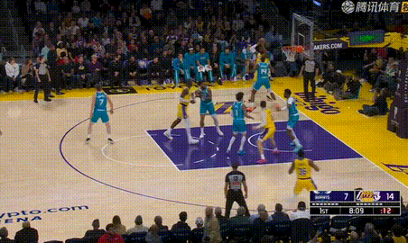 开局17-7领先！大伙三分都有手感黄蜂vs湖人