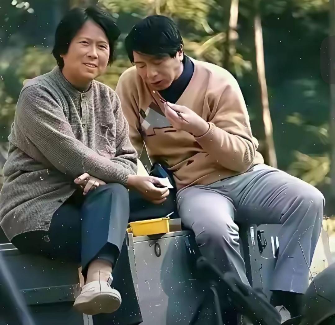 打破 “贤妻良母” 刻板印象！王崇秋爆料：杨洁拍西游 6 年，片场天天吵架，家里