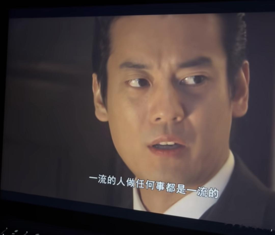 [黄鸡大笑][手指比心]一流的人做任何事都是一流的。 健身去了。 周一了，也是8
