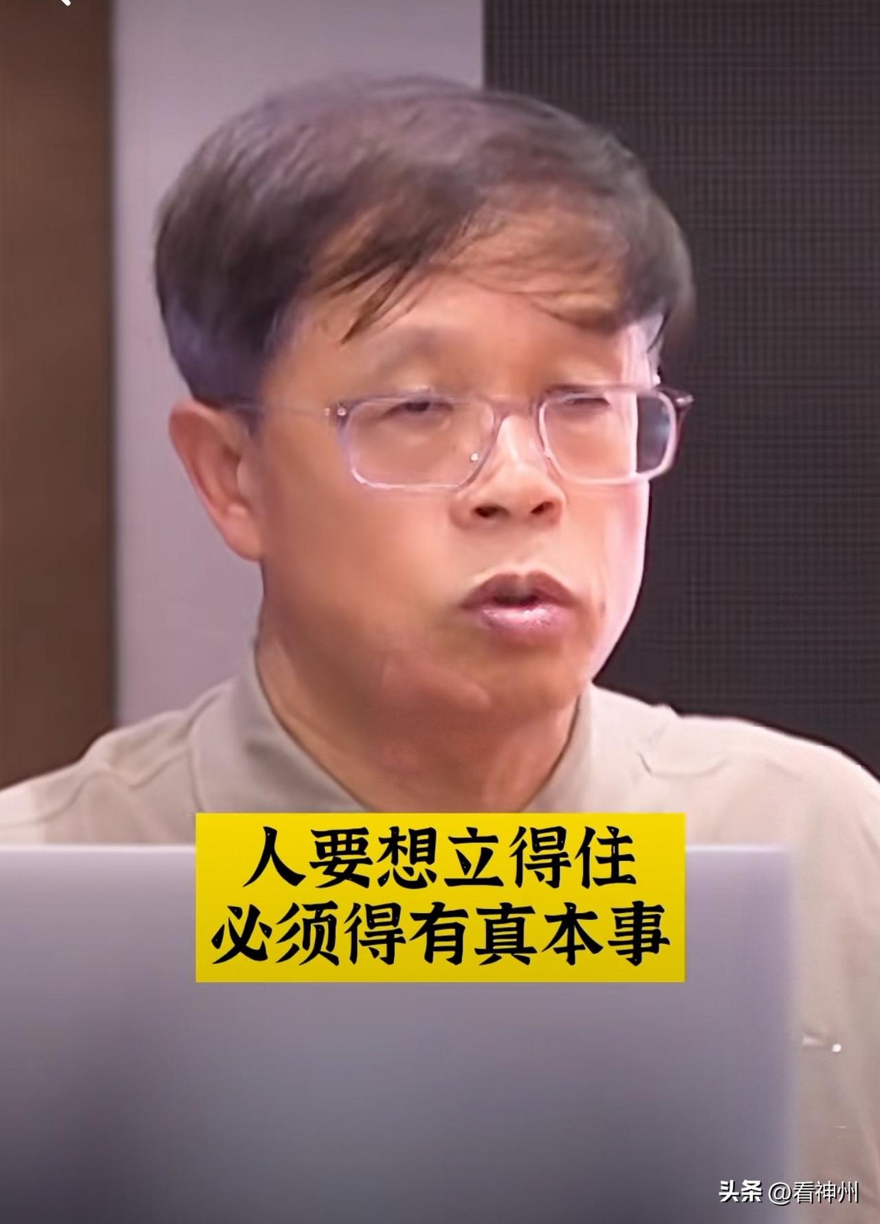 山外青山楼外楼，西湖歌舞几时休……