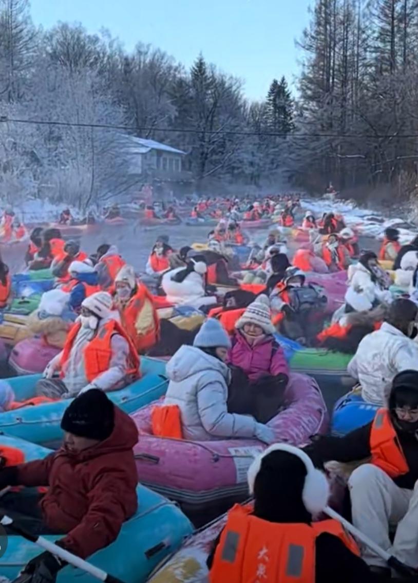 这个冬天，东北那块为了吸引南方游客真的是开足了脑筋。这不，前有流亡宁古塔，后有长