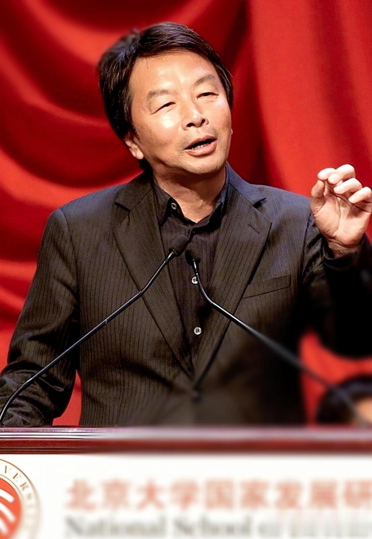 知名作家刘震云说:高考那年，我是河南的高考状元，并不是我的写作水平有多好，而是1