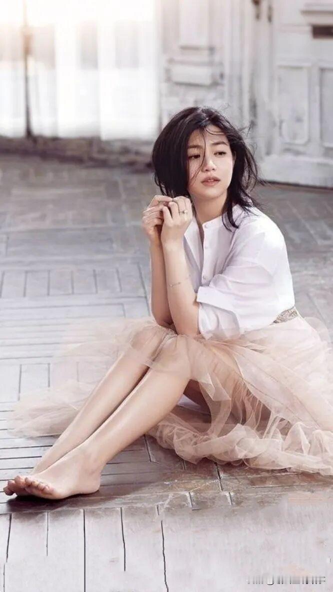 女神陈妍希从头美到脚丫子！