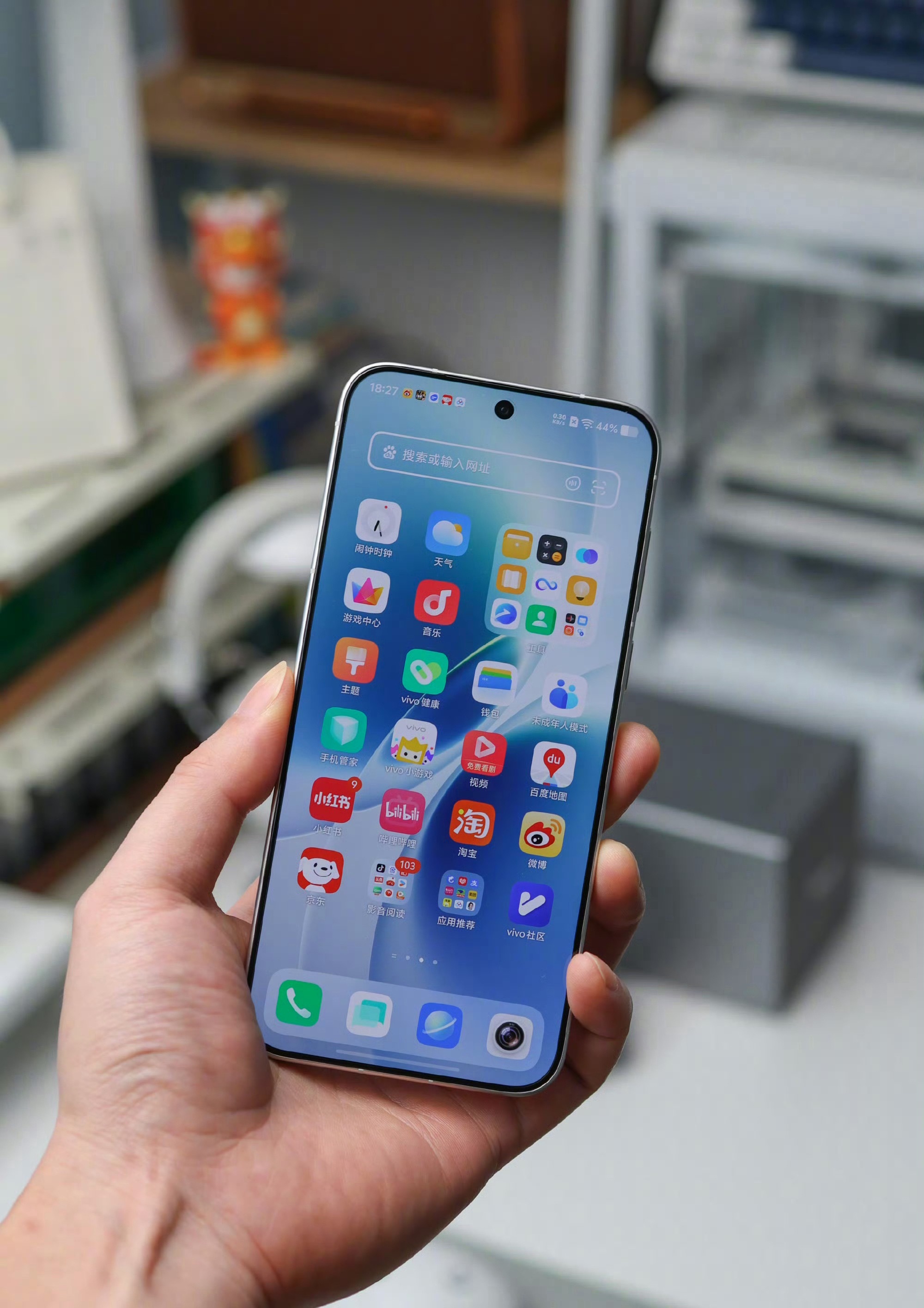 vivo X300s蔡司全焦段影像随手出片，人像夜景质感拉满📸云锻砂后盖细腻温