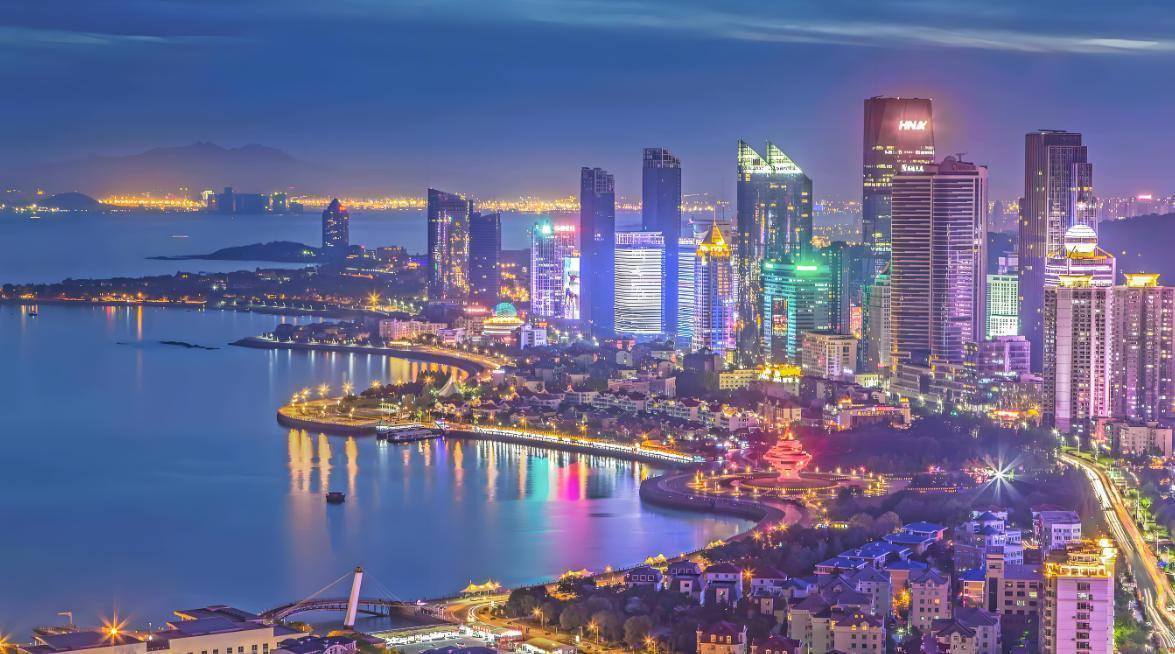 中西方走了两条路：一个忙着织网，一个埋头盖大厦——时间会给答案

同样要在这个世