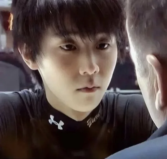 为什么这个人长得这么像猫咪？