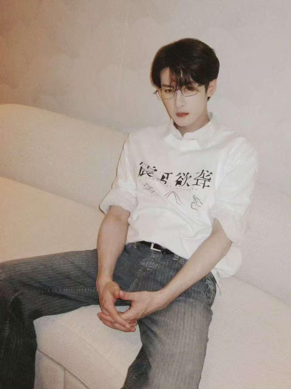 檀健次李淇的故事还在继续檀健次路演暂告一段落檀健次路演暂告一段落，李淇的故事还在